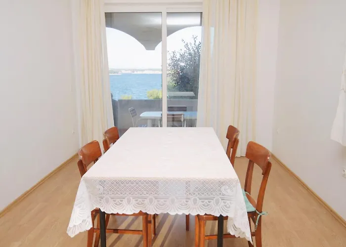 Apartmán By The Sea Tkon, Pasman - 5840 *