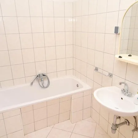 By The Sea Tkon, Pasman - 5840 Apartman *