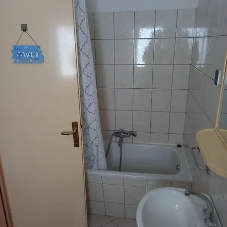 By The Sea Tkon, Pasman - 5840 Tkon