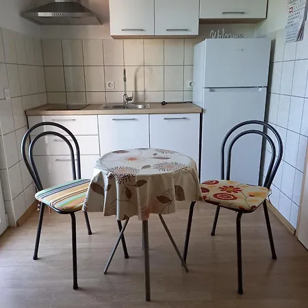 By The Sea Tkon, Pasman - 5840