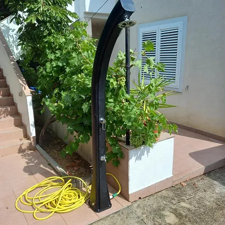 By The Sea Tkon, Pasman - 5840 Apartman *