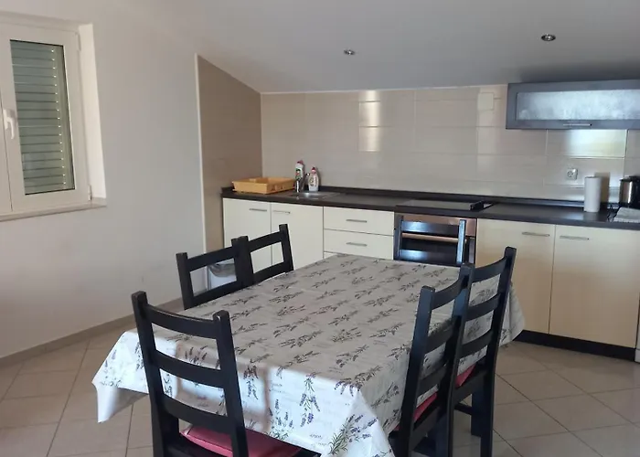 By The Sea Tkon, Pasman - 5840 Tkon