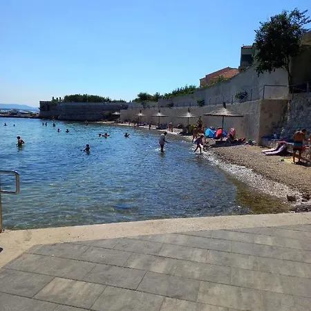 By The Sea Tkon, Pasman - 5840 Apartment